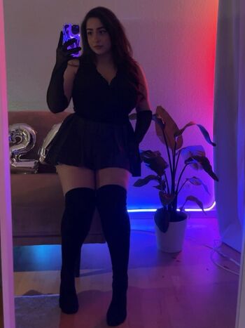 Full leaked Ella maei page private onlyfans photo