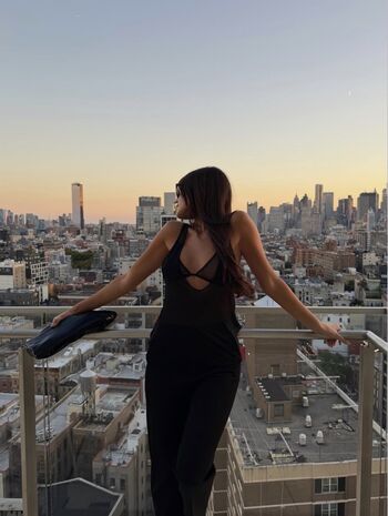 Full leaked Ella mendelsohn page private onlyfans photo