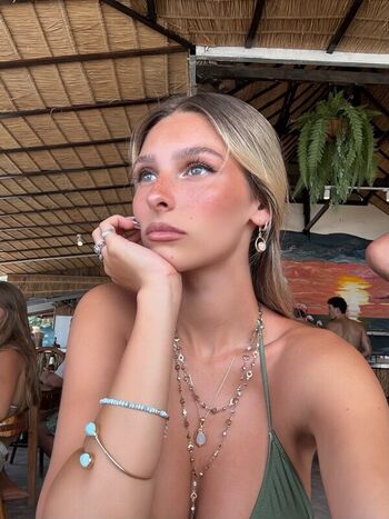 Full leaked Ella netzer page private onlyfans photo