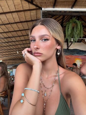 Full leaked Ella netzer page private onlyfans photo