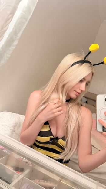 Full leaked Ella rose private onlyfans photo