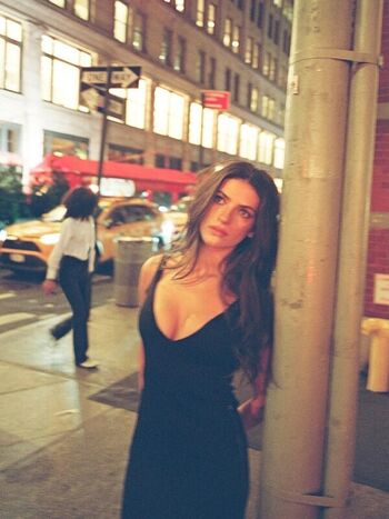 Full leaked Ella rubin page private onlyfans photo