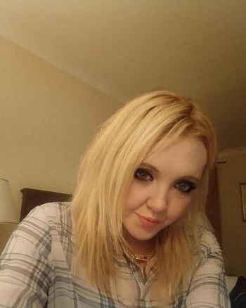 Full leaked Ella sienna private onlyfans photo