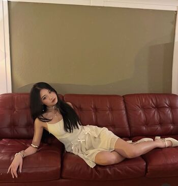 Full leaked Ella xu private onlyfans photo