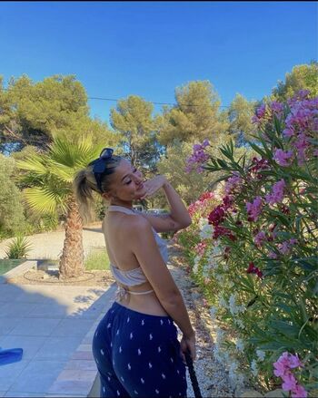 Full leaked Elnrd page private onlyfans photo