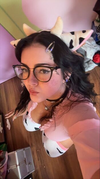 Full leaked Elyriss private onlyfans photo