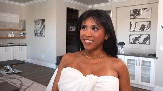 Full leaked Ember snow page private onlyfans photo