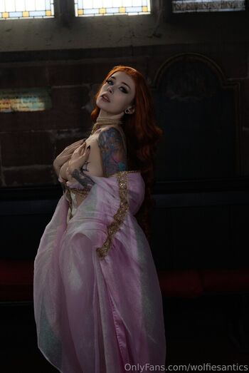 Full leaked Ember wolf private onlyfans photo
