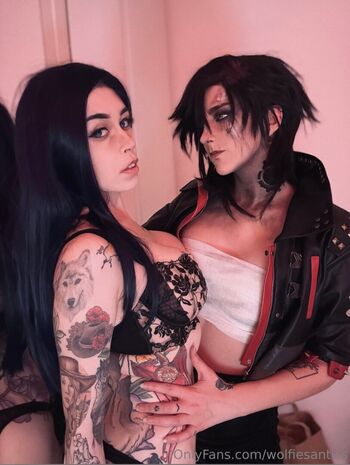 Full leaked Ember wolf private onlyfans photo