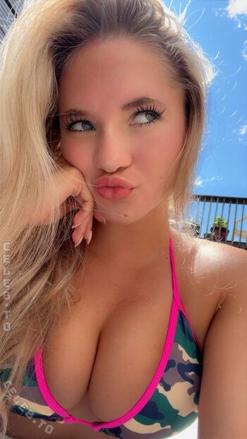 Full leaked Emerald gordon wulf page private onlyfans photo