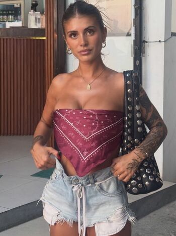 Full leaked Emiiby  page private onlyfans photo