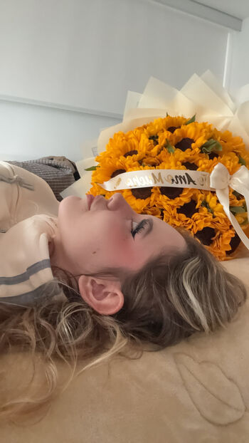 Full leaked Emikukis private onlyfans photo