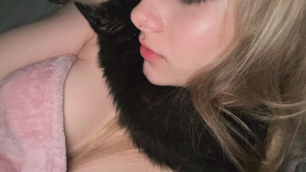 Full leaked Emilly pimentel page private onlyfans photo