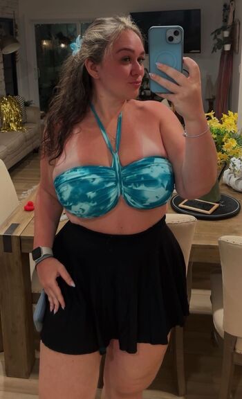 Full leaked Emily  page private onlyfans photo
