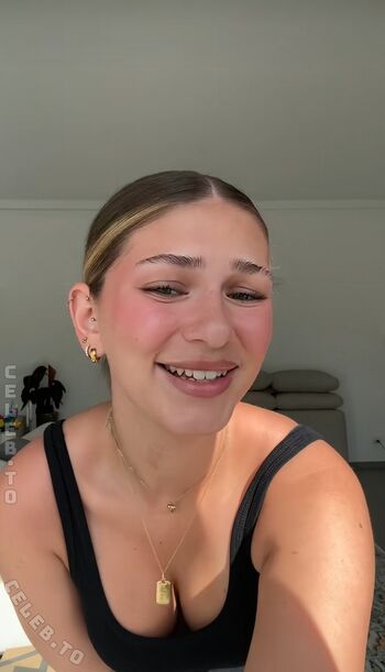 Full leaked Emilylior page private onlyfans photo