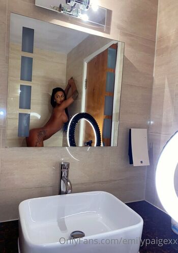 Full leaked Emilywakelingx page private onlyfans photo