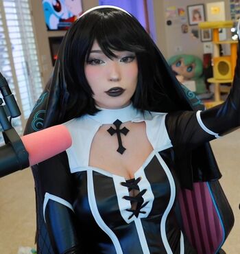 Full leaked Emiru private onlyfans photo