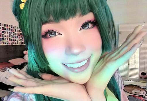 Full leaked Emiru  page private onlyfans photo