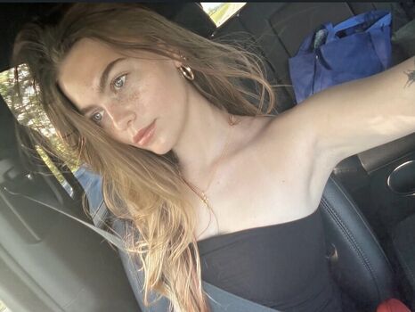 Full leaked Emma beardsley page private onlyfans photo
