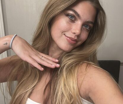 Full leaked Emma beardsley private onlyfans photo
