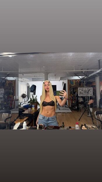 Full leaked Emma brooks page private onlyfans photo