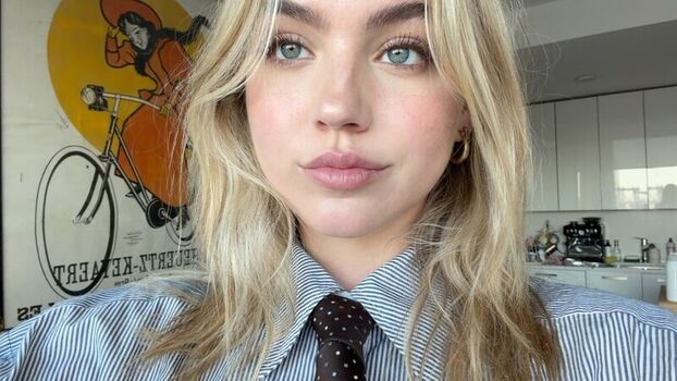 Full leaked Emma brooks private onlyfans photo