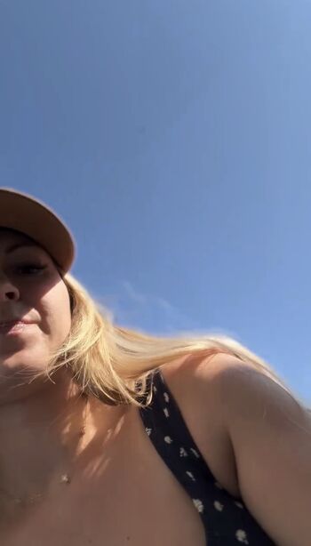 Full leaked Emma claire page private onlyfans photo