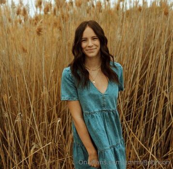 Full leaked Emmiejohnson private onlyfans photo