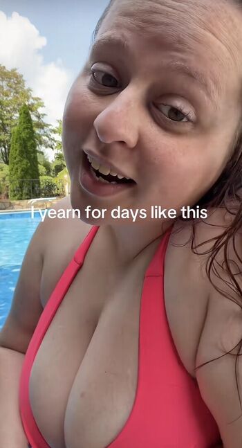 Full leaked Emmybear private onlyfans photo