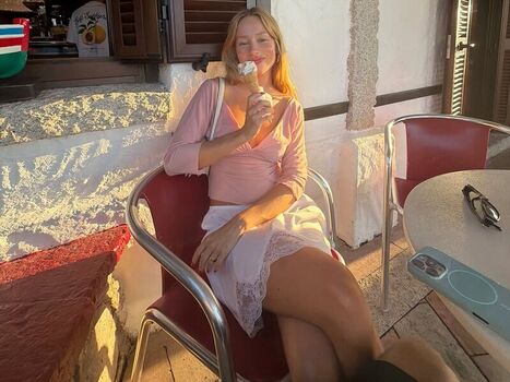 Full leaked Ester exposito page private onlyfans photo