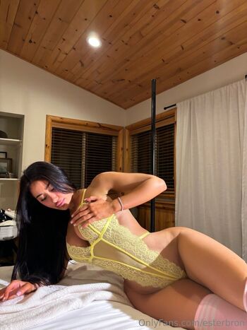 Full leaked Esterbron private onlyfans photo