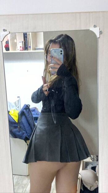 Full leaked Evahakalba private onlyfans photo