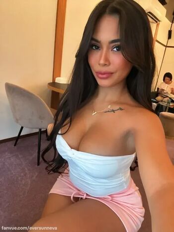 Full leaked Eversunneva page private onlyfans photo