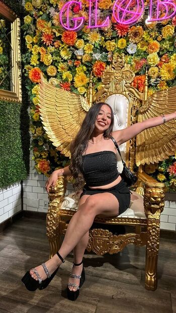 Full leaked Everythingveronica page private onlyfans photo