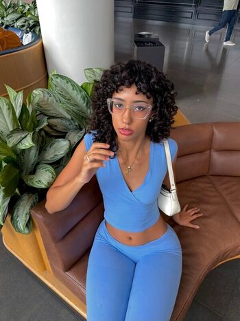Full leaked Ewmxt page private onlyfans photo