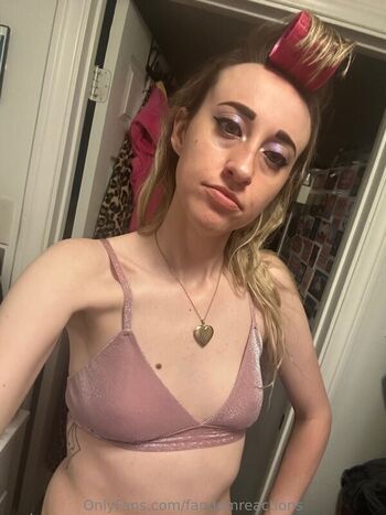 Full leaked Fandomreactions page private onlyfans photo