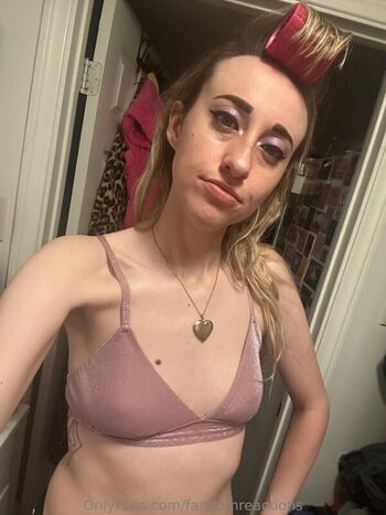 Full leaked Fandomreactions page private onlyfans photo