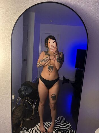 Full leaked Farianaaaa private onlyfans photo
