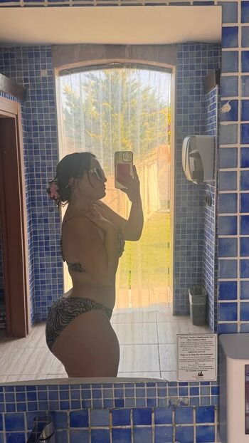 Full leaked Fatmaakonca page private onlyfans photo