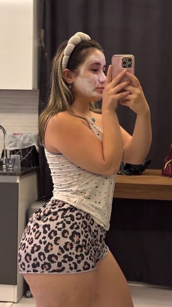 Full leaked Fatmaakonca page private onlyfans photo