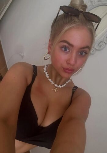 Full leaked Fayehanson page private onlyfans photo