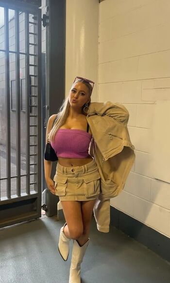 Full leaked Fayehanson page private onlyfans photo