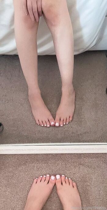 Full leaked Feebux private onlyfans photo