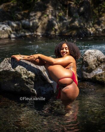 Full leaked Fleur vanille private onlyfans photo