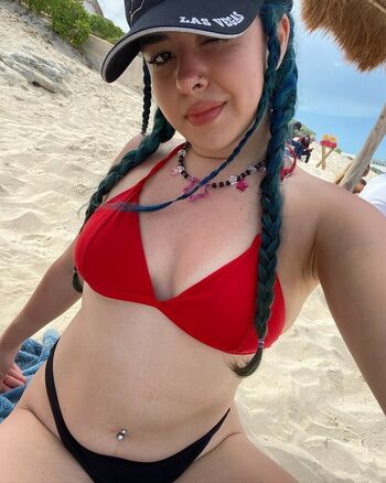 Full leaked Foudeqush private onlyfans photo
