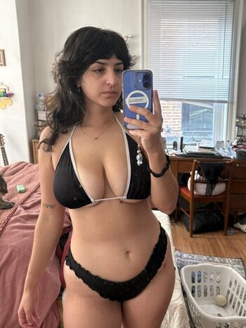 Full leaked Fr wns private onlyfans photo