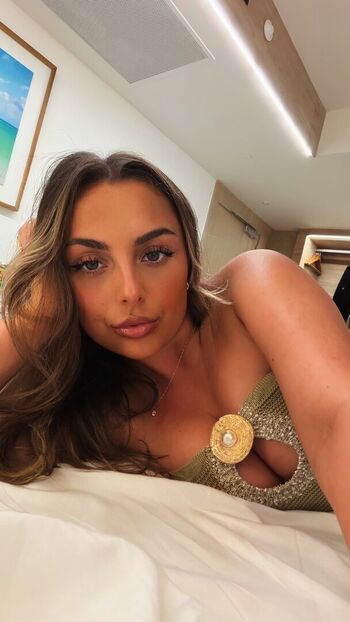 Full leaked Franditellaa private onlyfans photo