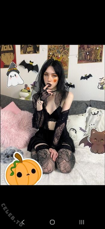 Full leaked Freckled spike private onlyfans photo