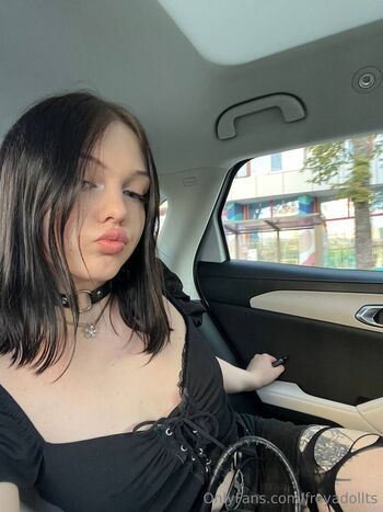 Full leaked Freyadollts private onlyfans photo