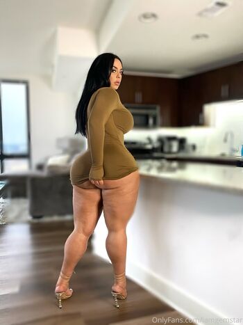 Full leaked Gemstar private onlyfans photo